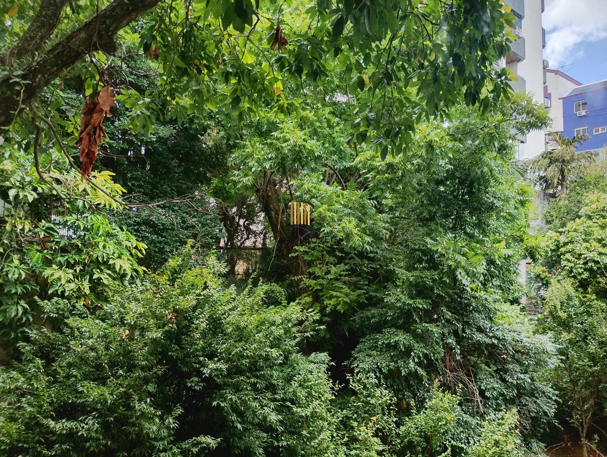 Apartamento à venda com 2 Dormitórios vaga no bairro Petropolis