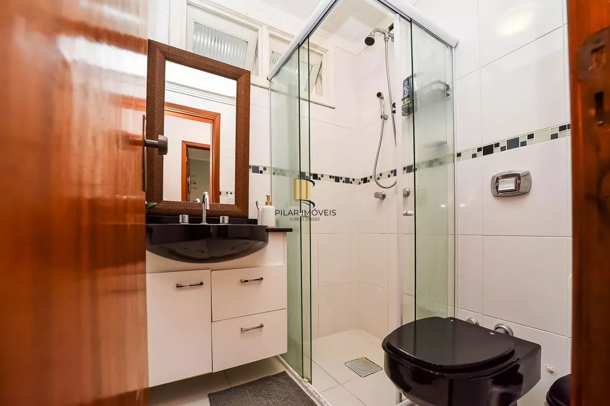 Apartamento com 2 quartos, 2 vagas e aquecimento central no bairro Jardim Itu