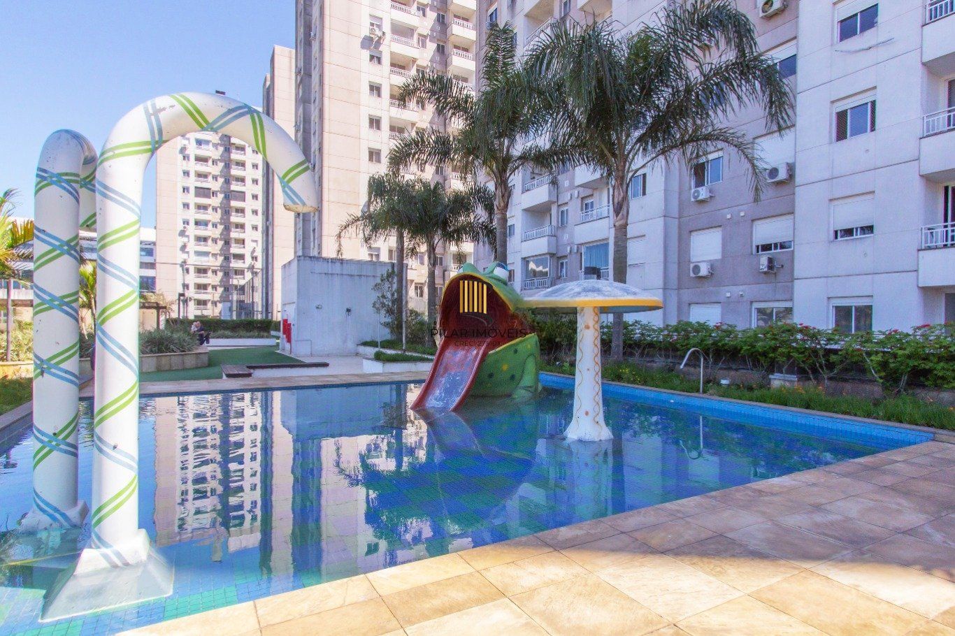 Apartamento 75m²,  3 dormitórios, 1 vaga à venda Rua Airton Ferreira da Silva.