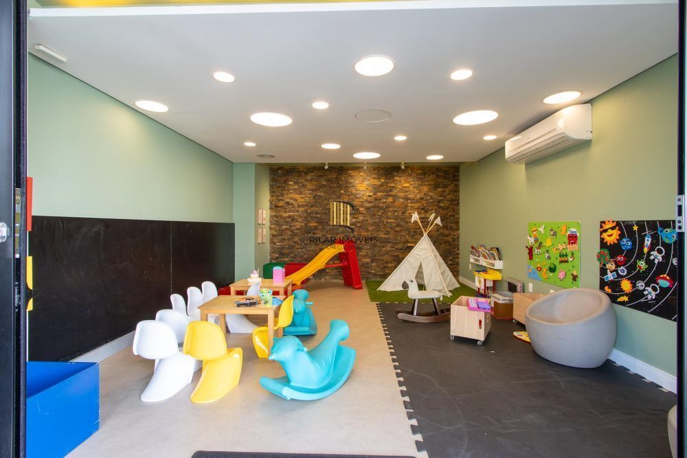 Apartamento semi mobiliado de 3 dormitórios no bairro Pedra Redonda