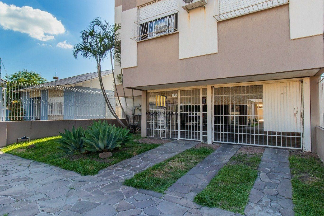 Cobertura de 1 dormitório no bairro Sarandi