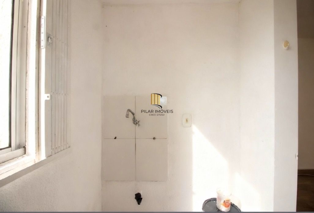 Apartamento  2 quartos com vaga no Bairro Jardim Leopoldina Porto Alegre