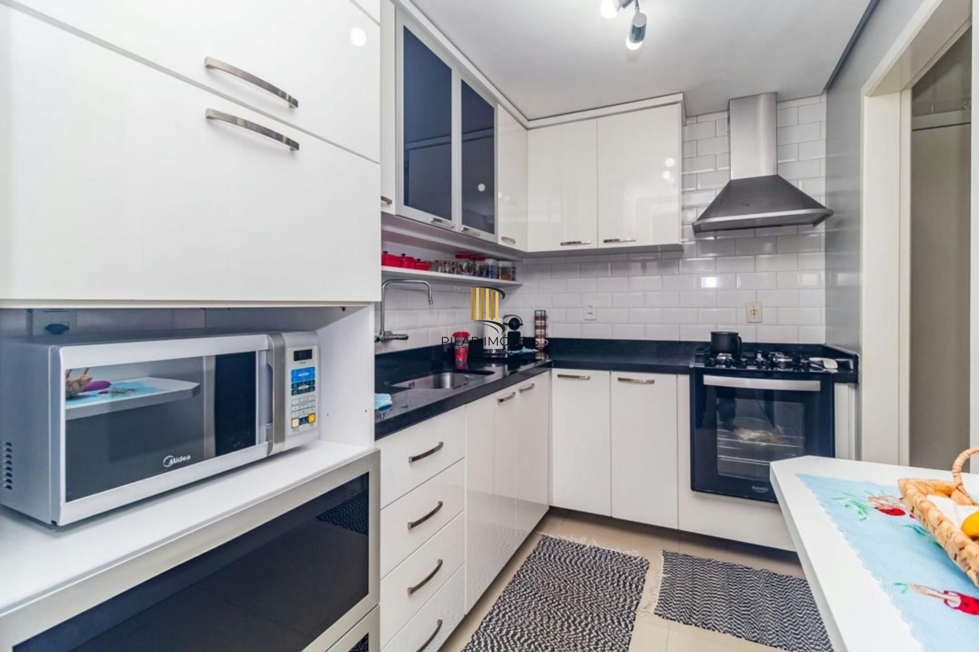 Casa com 3 dormitórios no Bairro Vila Ipiranga
