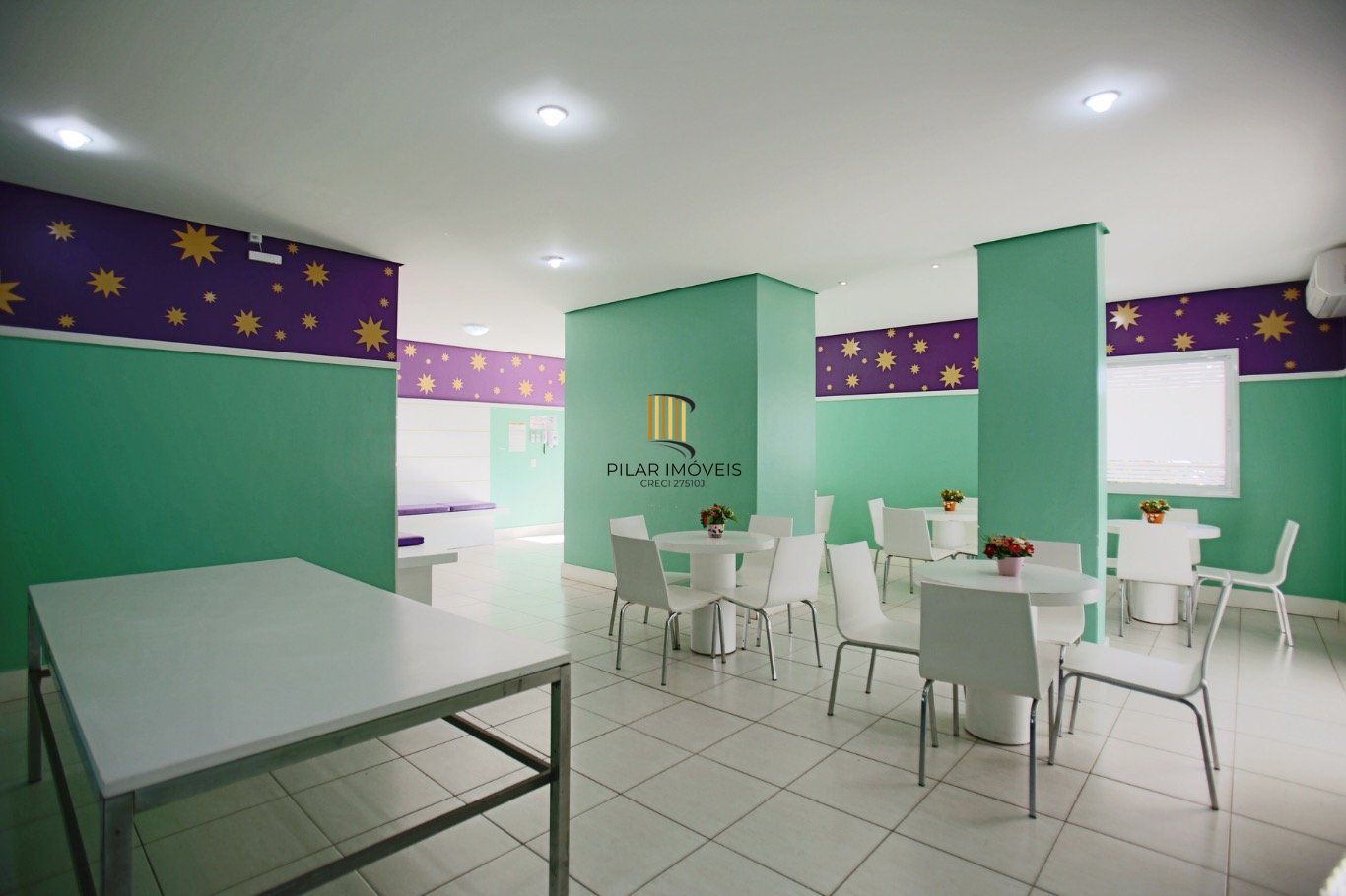 Apartamento 2 Dormitórios com Elevador e 2 Vagas à Venda no Jardim Carvalho