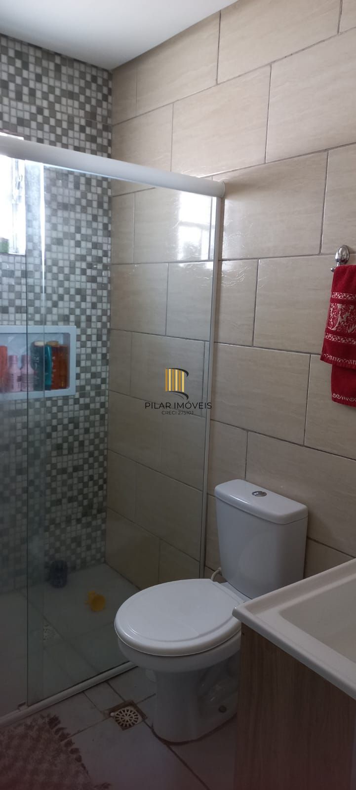 Casa com 4 dormitórios em Viamão