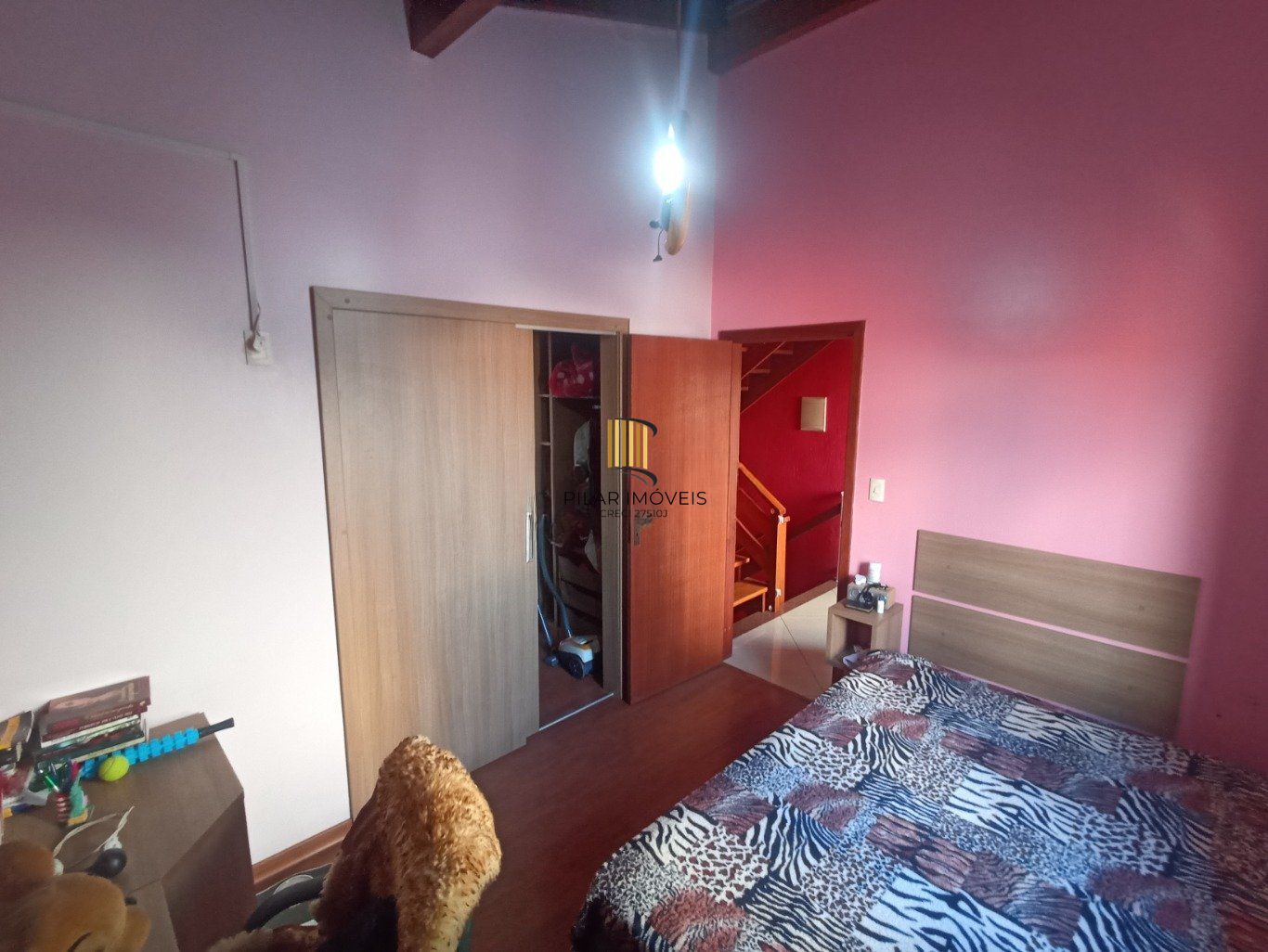 Casa de 3 dormitórios e 2 vagas de Garagem em Canoas.