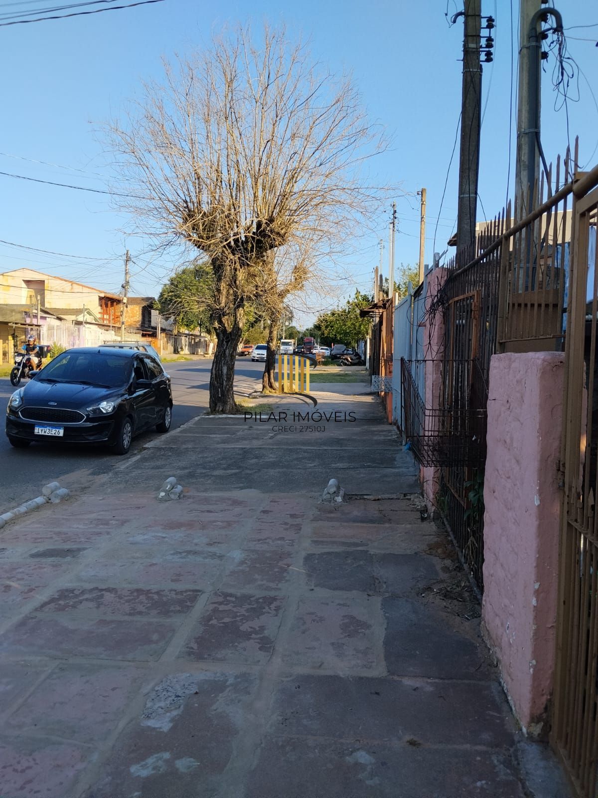 Casa mista com 6 quartos e 2 vagas no bairro Santa Rosa