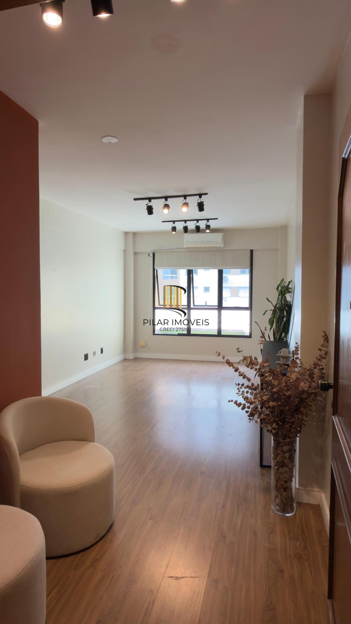 Sala comercial 27m2 Condomínio SPERB na Rua Silva Jardim Auxiliadora Porto Alegre - Pilar Imóveis