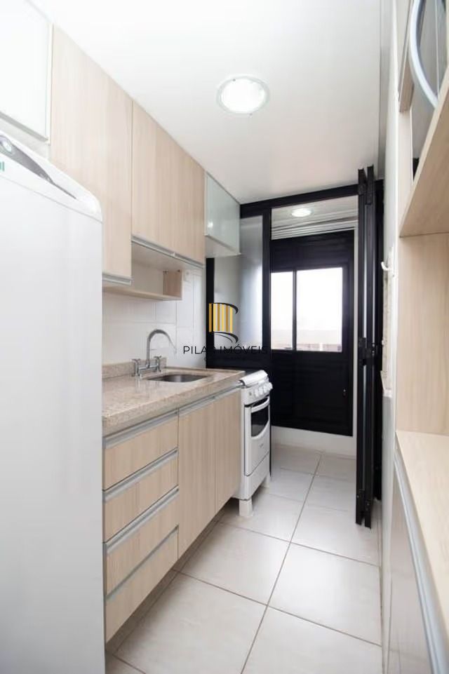 Apartamento de 1 dormitório e elevador no bairro Menino Deus Porto Alegre.