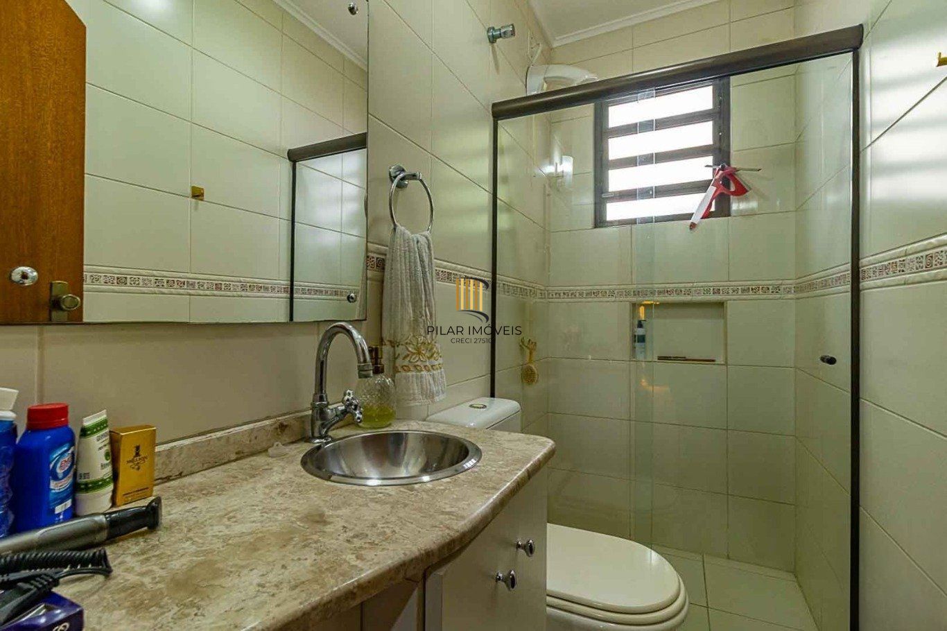 Casa de 3 dormitório no bairro Jardim do Salso