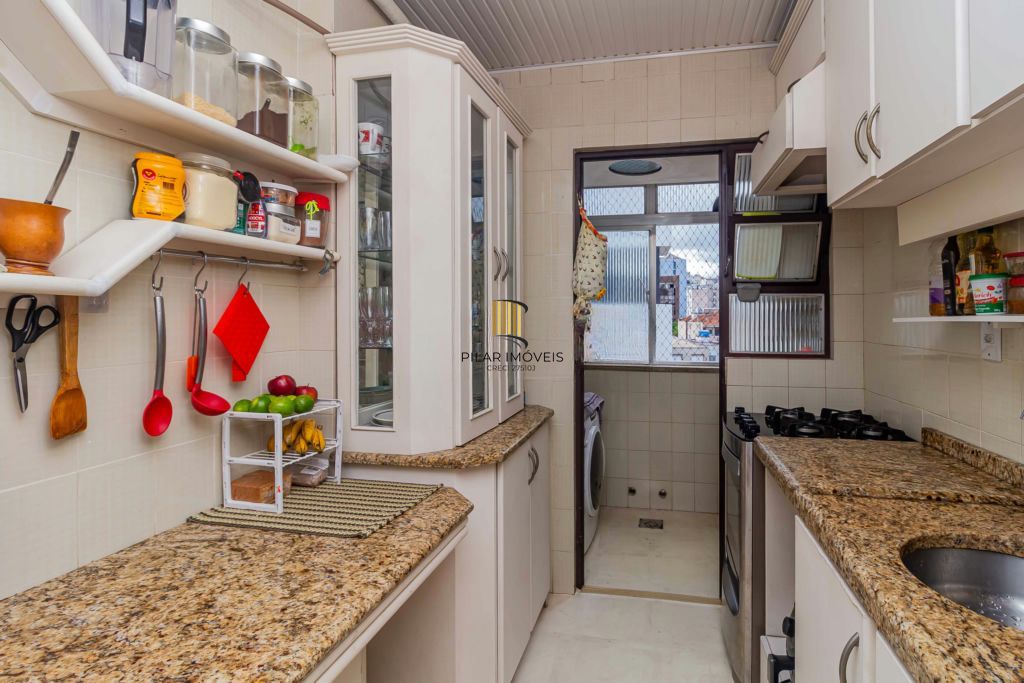 Apartamento 2 dormitórios, 1 vaga, churrasqueira  e 77m² na José do Patrocinio.