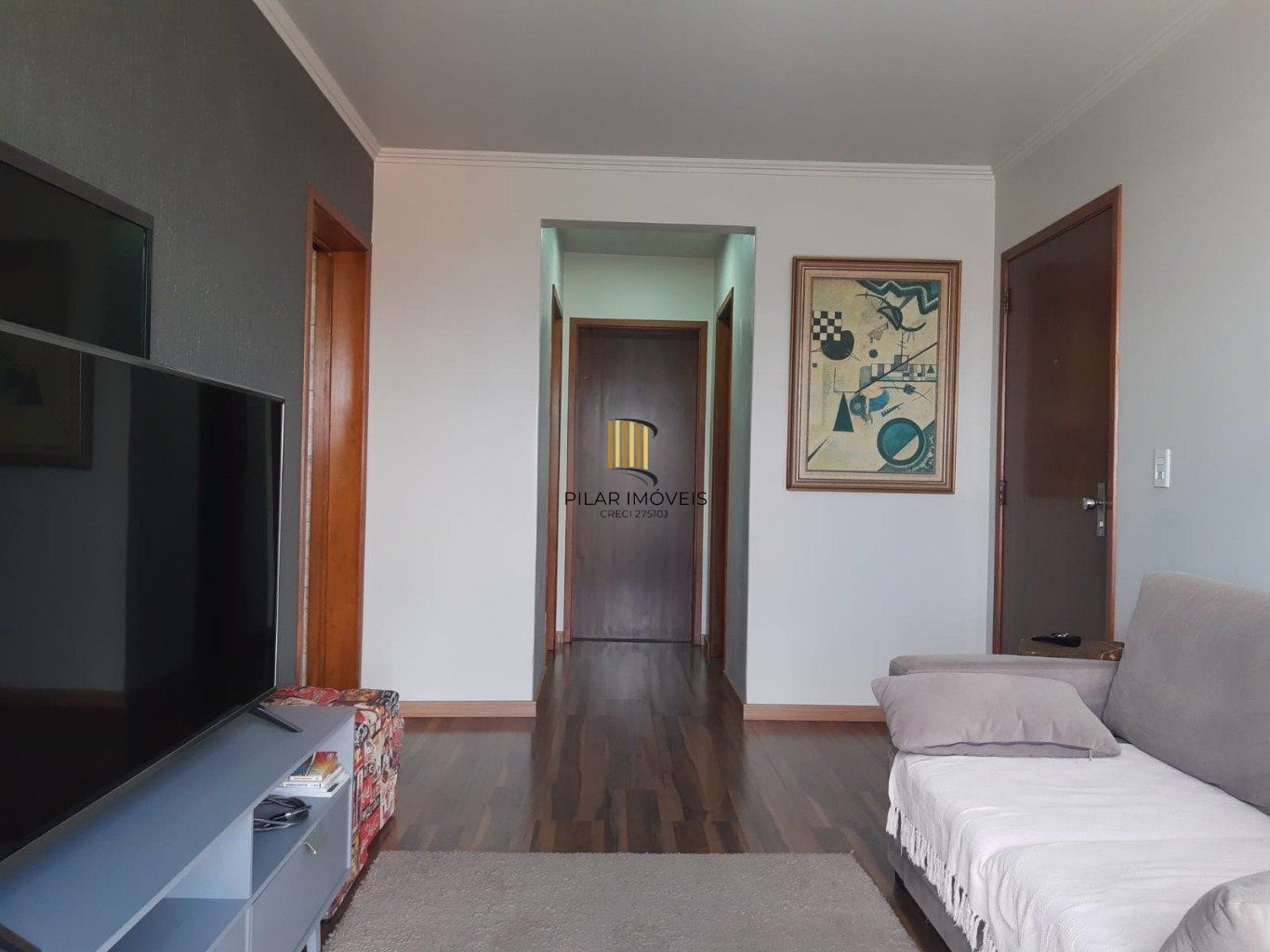 Apartamento Duplex de 2 dormitórios,  1 vaga de garagem em Cachoeirinha.