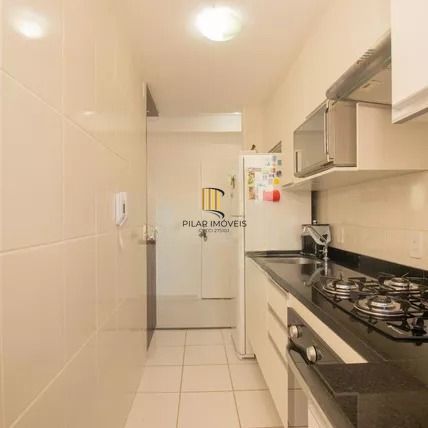 Apartamento com 2 quartos e 1 vaga e elevador no Bairro São Sebastião