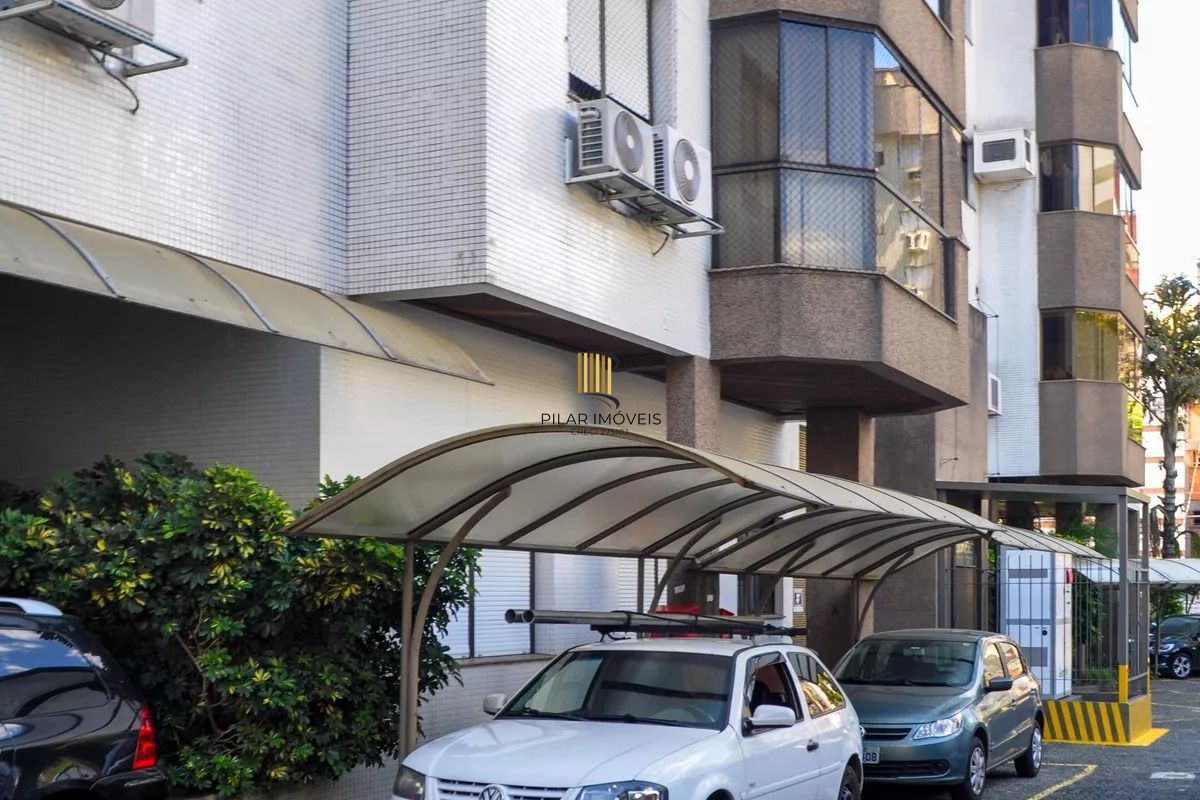 Apartamento com 3 Dormitórios, elevador vaga e 2 Sacadas no Menino Deus