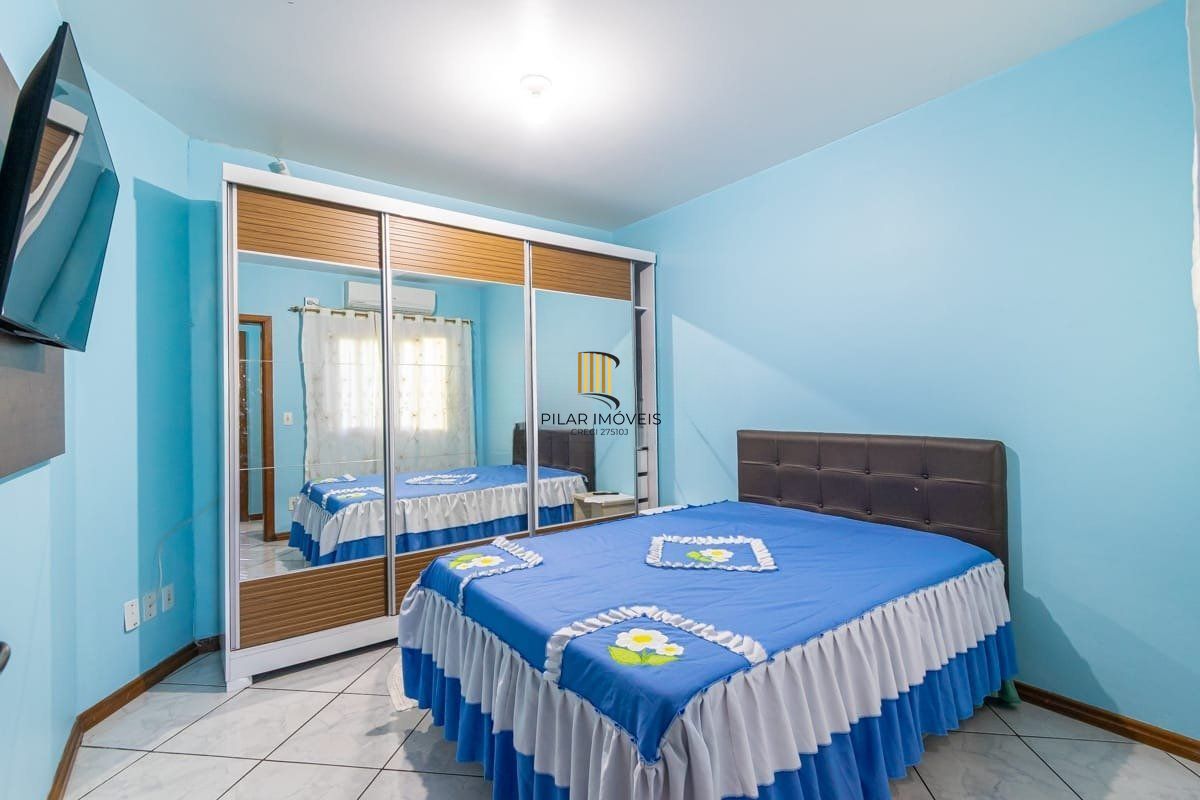 Casa de 2 dormitórios e 1 vagada de garagem em Cachoeirinha.