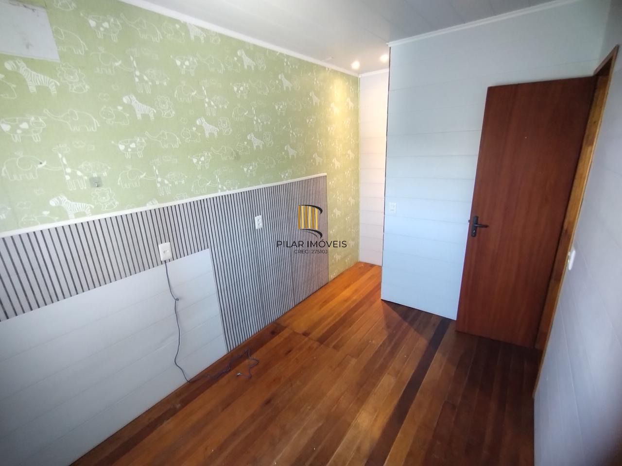 Casa 3 dormitórios no Bairro Ponta Grossa