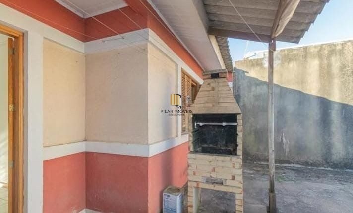 Casa de 2 dormitórios e 1 vaga de garagem em Canoas.