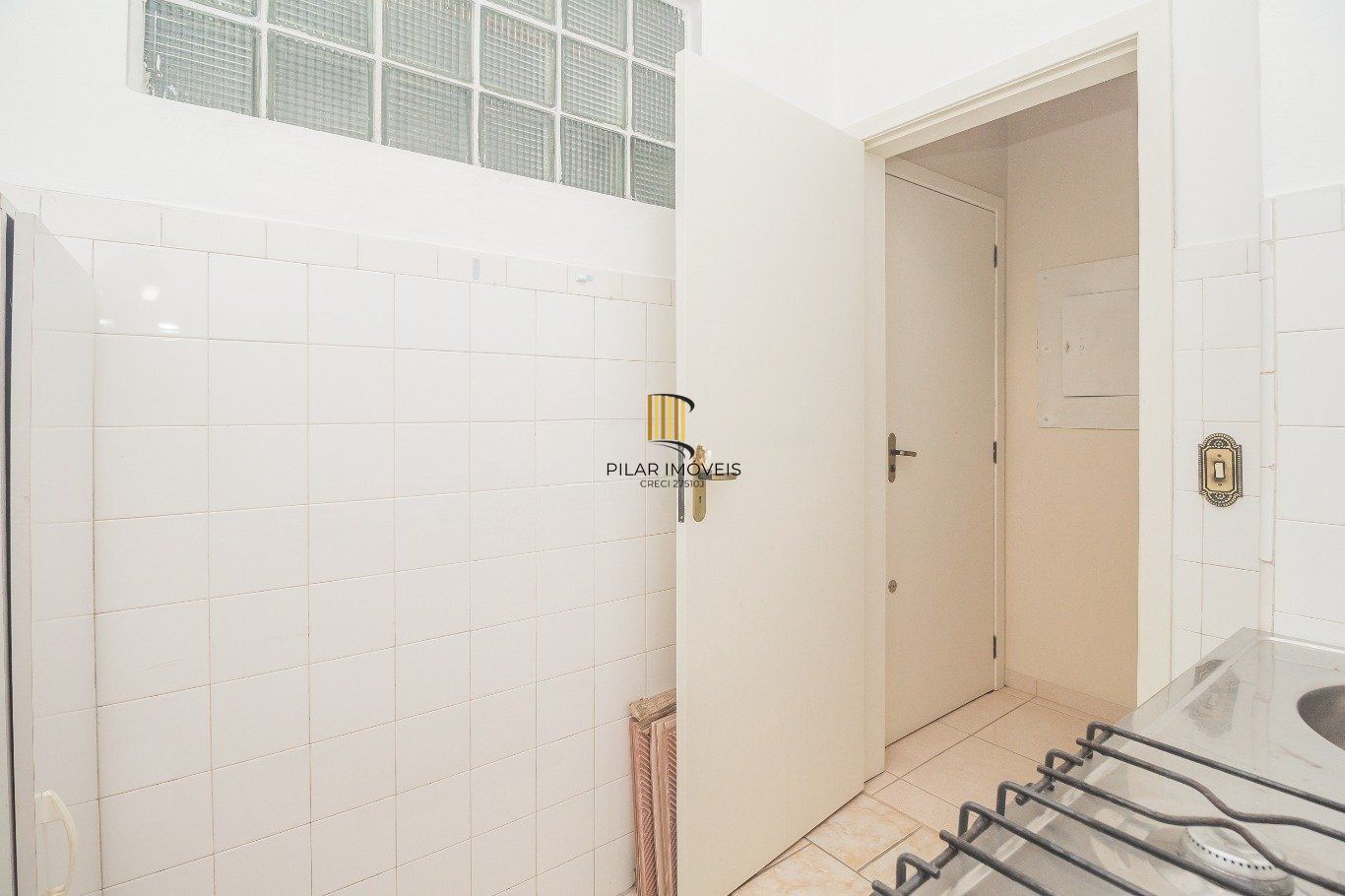 Apartamento de 2 quartos com 51 metros privativos na Av: Senador Salgado Filho
