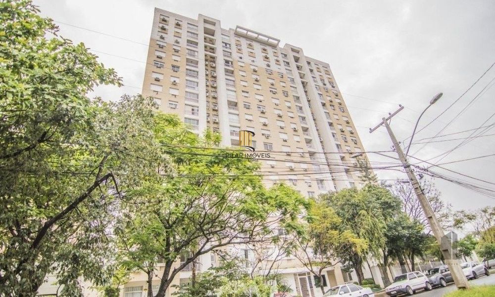 Apartamento de 3 quartos, suíte, elevador e 2 vagas no bairro Vila Ipiranga