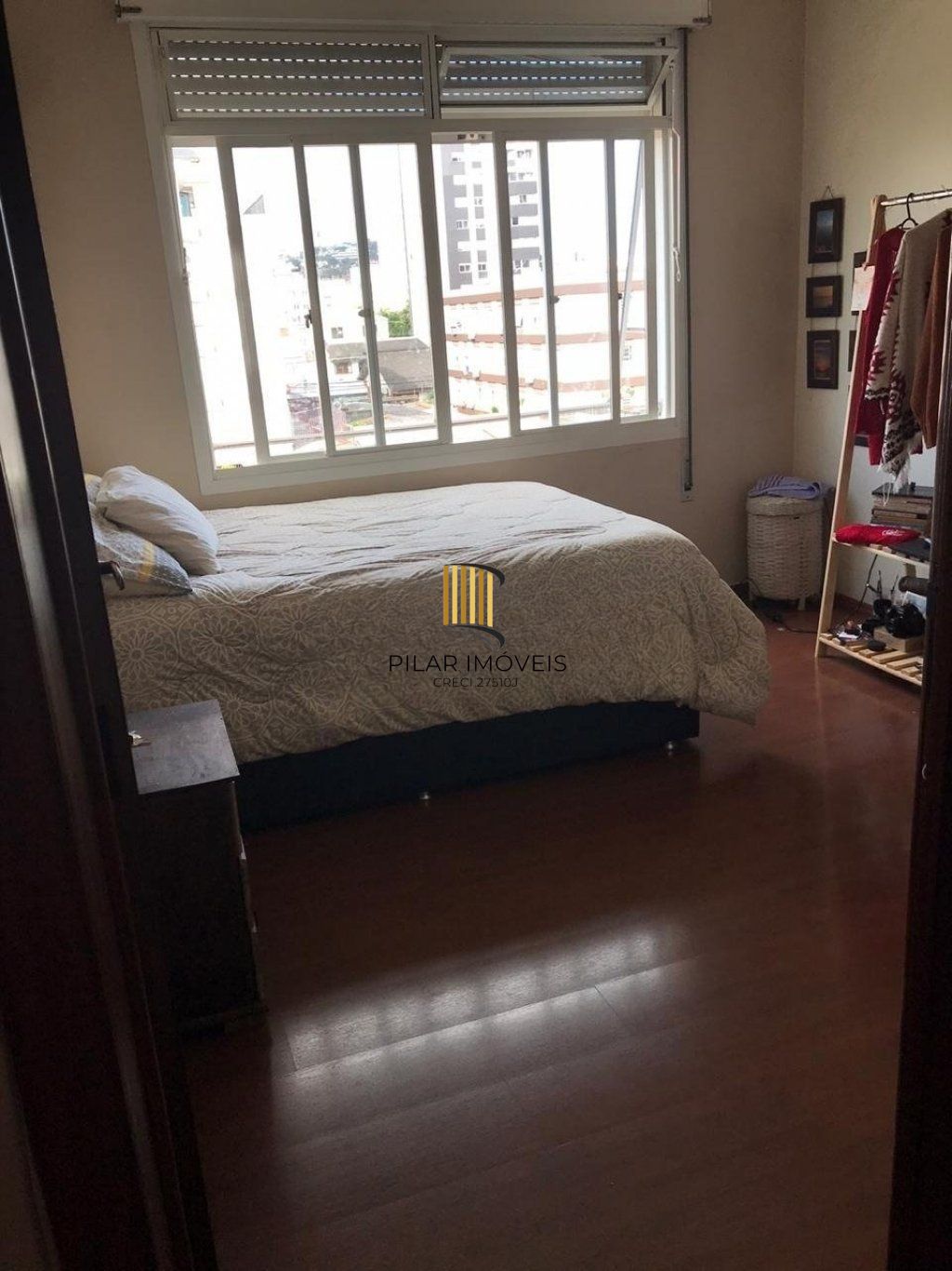 Apartamento de 2 dormitórios no bairro Menino Deus