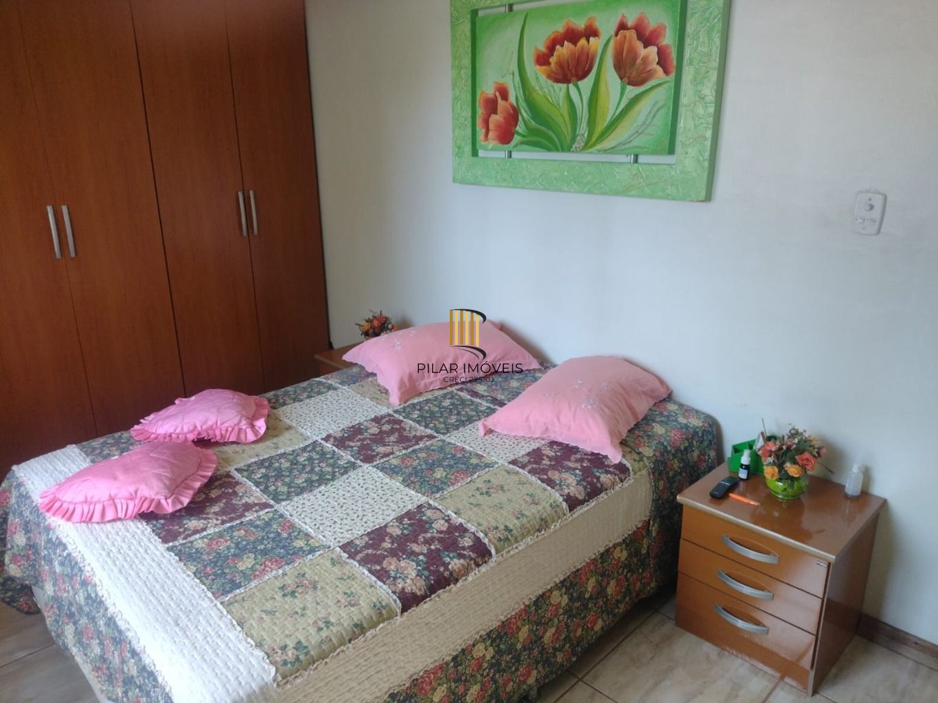 Casa de 3 Quartos e 2 Vagas de garagem em Cachoeirinha.