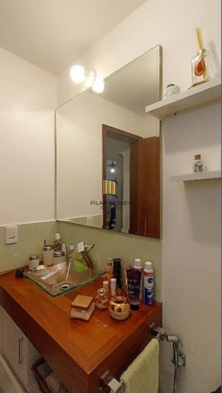 Apartamento 1 quarto, mobiliado e com 2 vagas de garagem no bairro Santana