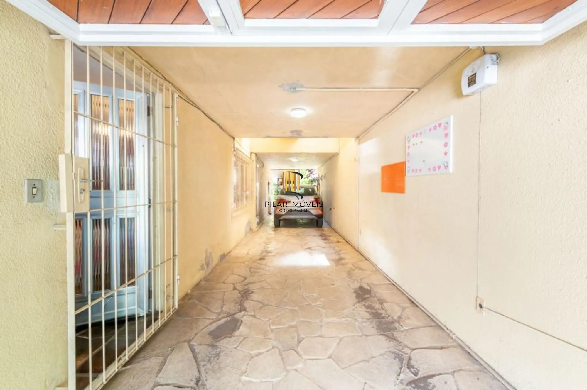 Casa 3 quartos, 2 suítes, 3 vagas no Rio Branco