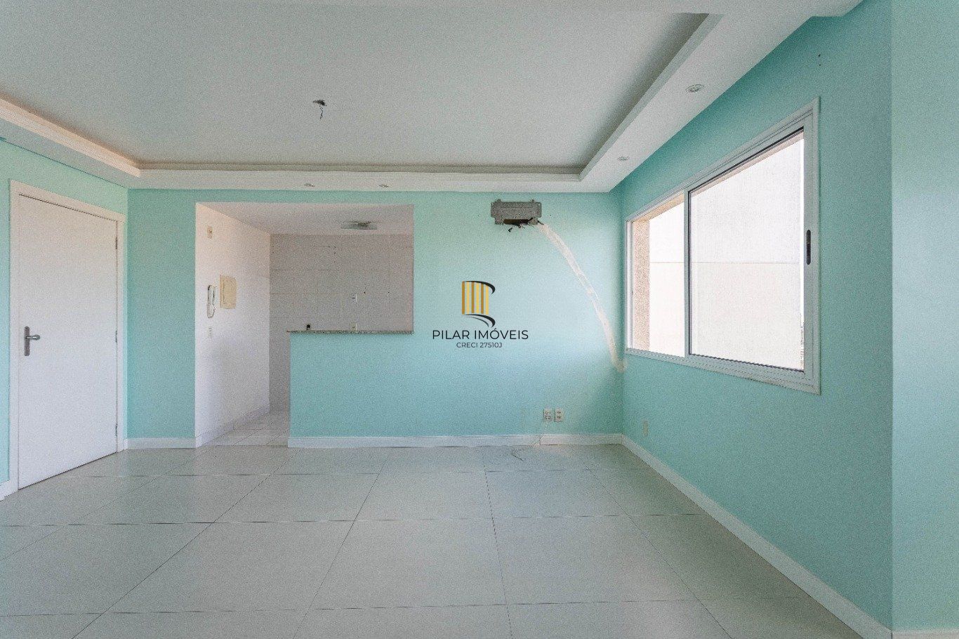 Apartamento com 2 quartos, 1 vaga e elevador no Bairro Vila Ipiranga.