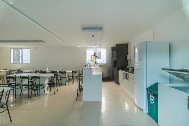 Apartamento com 2 quartos, vaga e piscina  no bairro  Parque Santa Fe