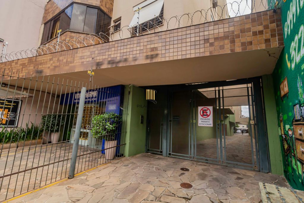 Apartamento 2 dormitórios, 1 vaga, churrasqueira  e 77m² na José do Patrocinio.