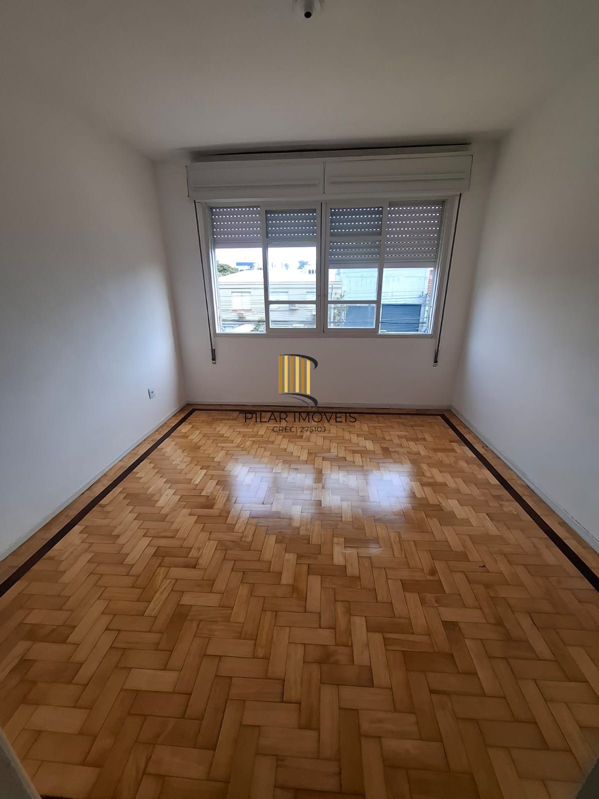 Apartamento com 108 metros privativos com 2 dormitórios na Rua Santa Cecilia.