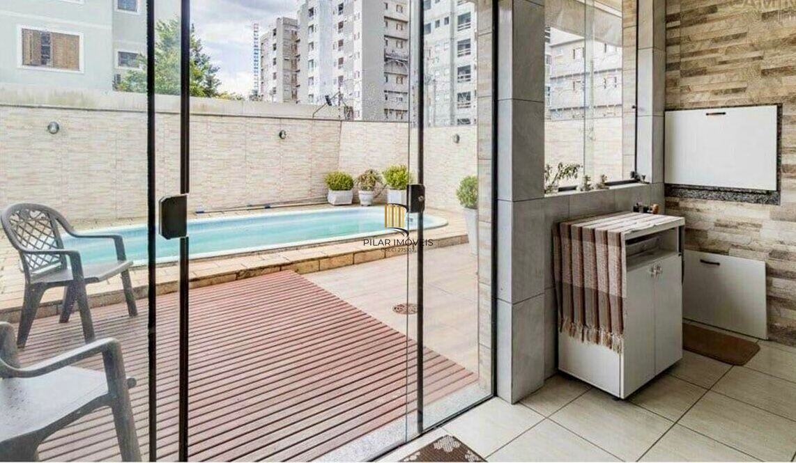 Casa com 3 quartos, 2 vagas e 266m² para vender - Jardim Planalto, Porto Alegre