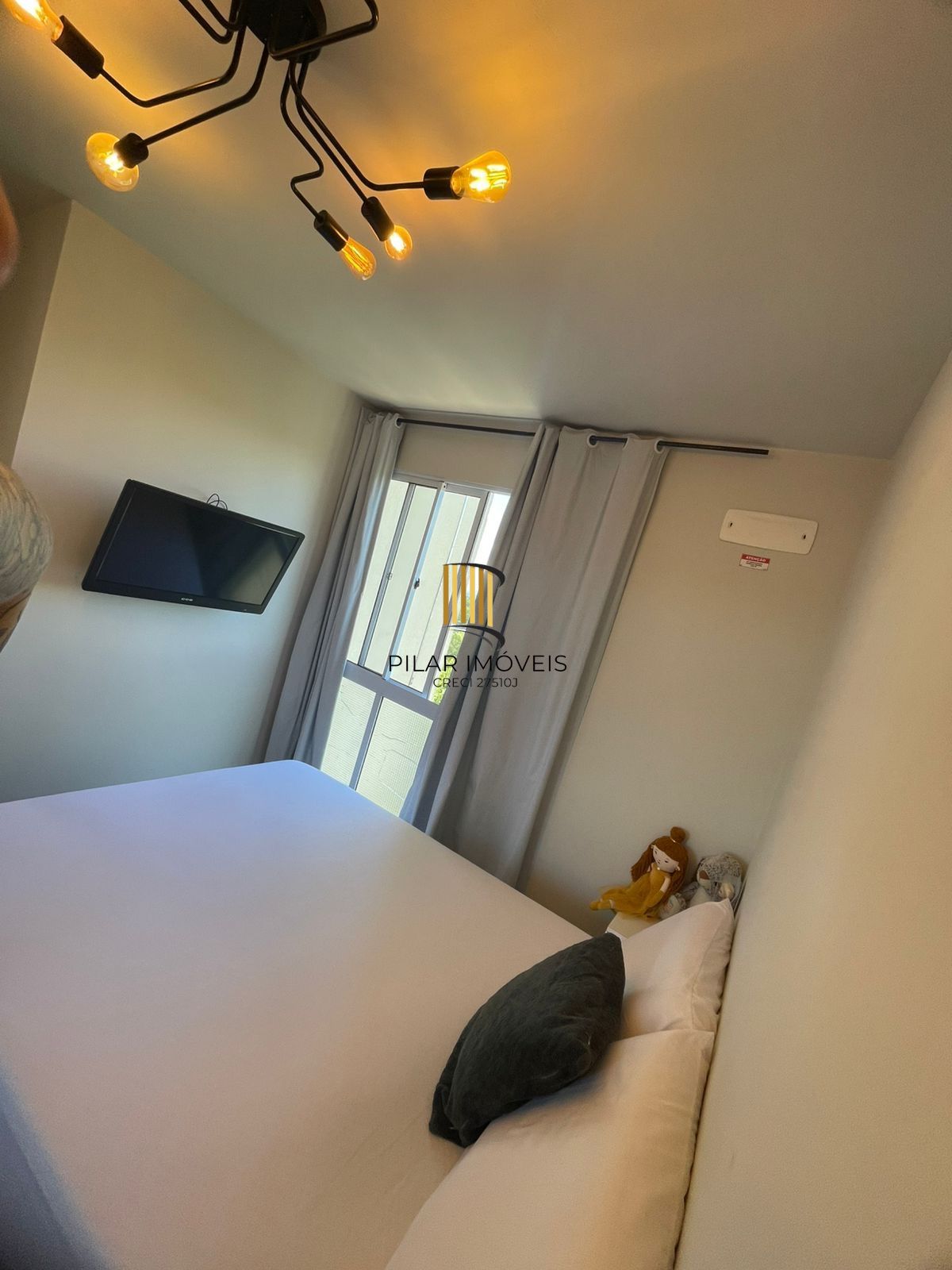 Apartamento com Sacada Linda Vista com 1 vaga de garagem Santa Fé Porto Alegre