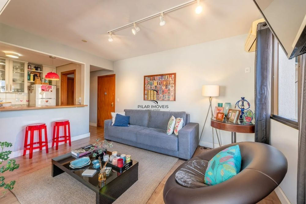 Apartamento com 2 quartos, sendo 1 suíte e 2 vagas no bairro Bela Vista