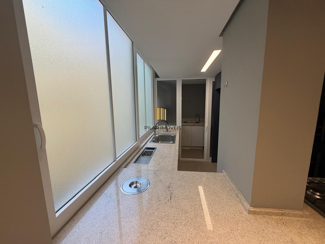 Apartamento 3 Dormitórios Reformado no Centro Histórico