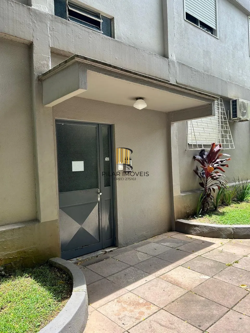 Apartamento 2 Dormitórios com Vaga no Sarandi