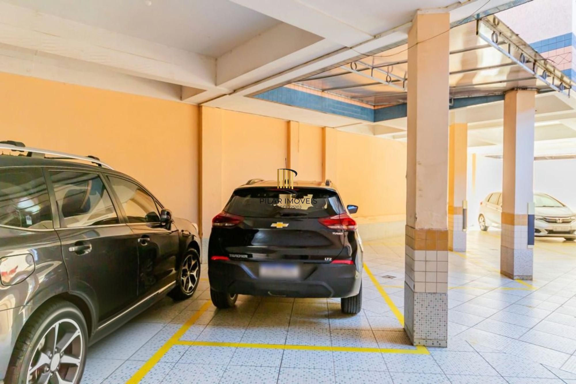 Apartamento mobiliado com 2 quartos e 1 vaga de garagem no Bairro Higienópolis