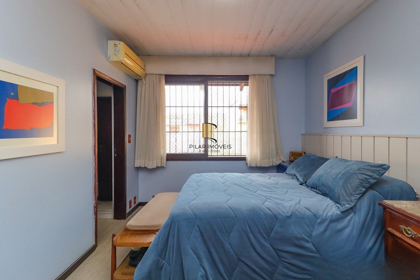 Casa de 3 dormitórios bairro Ipanema