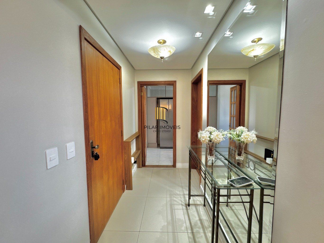 Apartamento de 3 dormitórios, elevador e 1 vaga de garagem em Canoas.