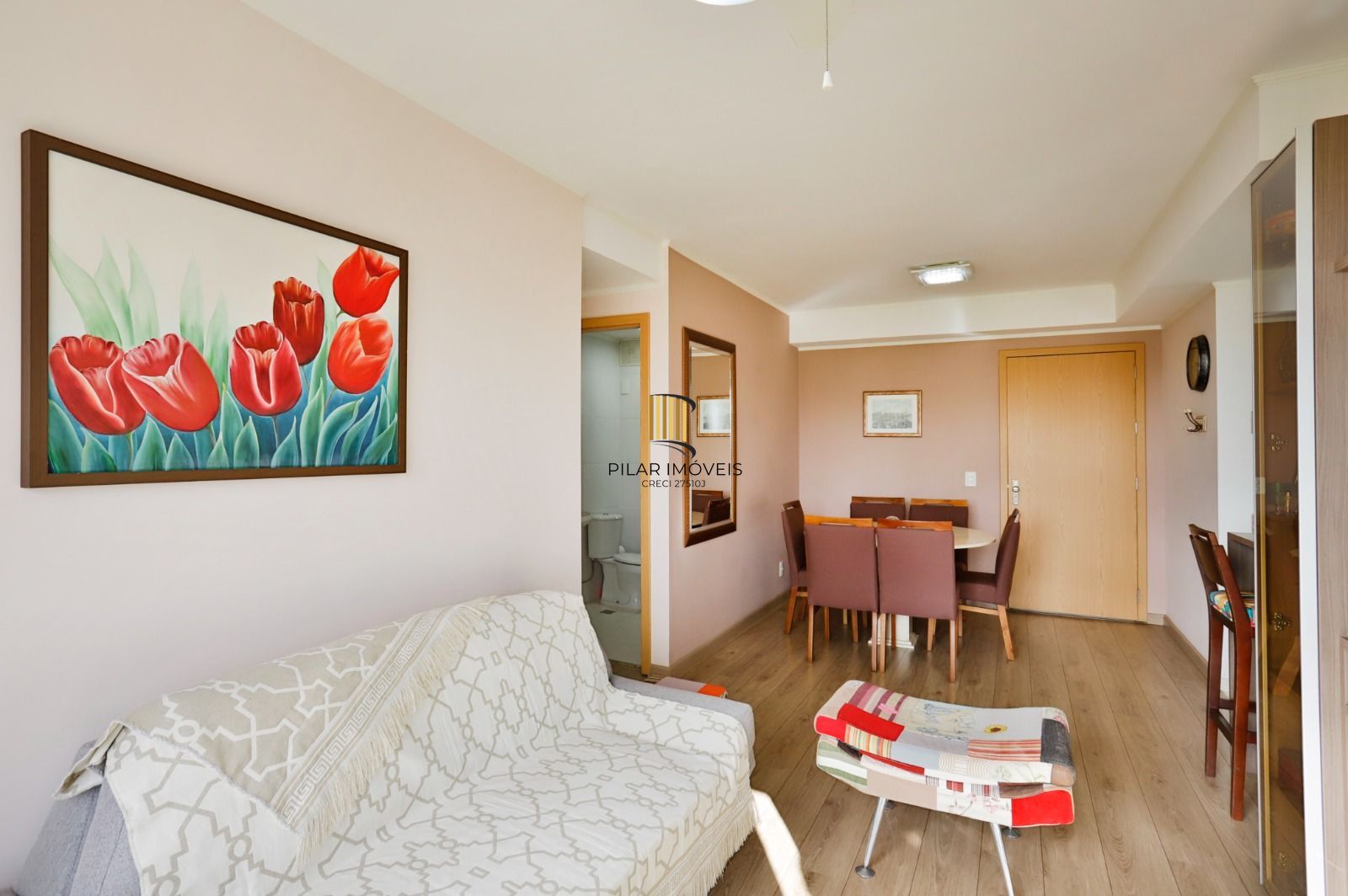 Apartamento de 2 dormitórios no bairro Jardim Lindóia