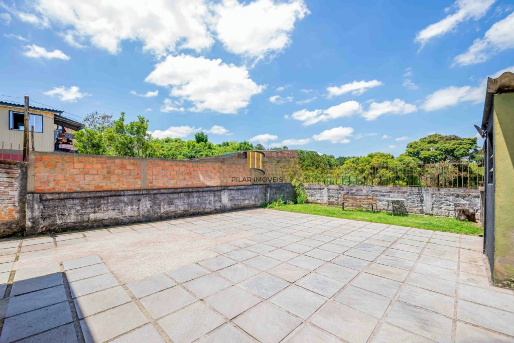 Casa com 3 quartos e 4 vagas à venda em Vila Nova