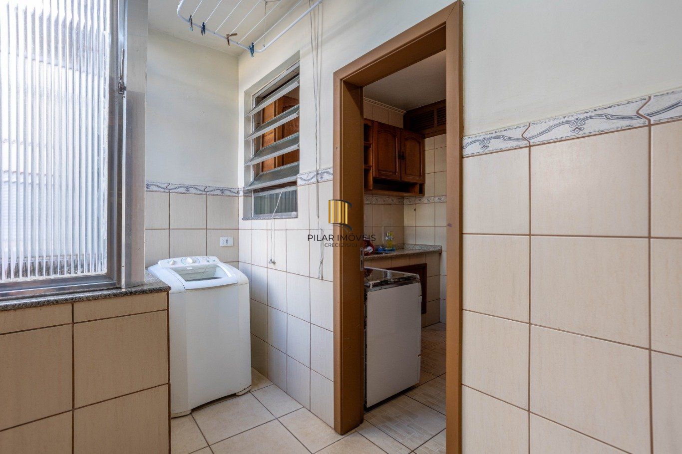 Apartamento com 2 dormitórios no Bairro Menino Deus