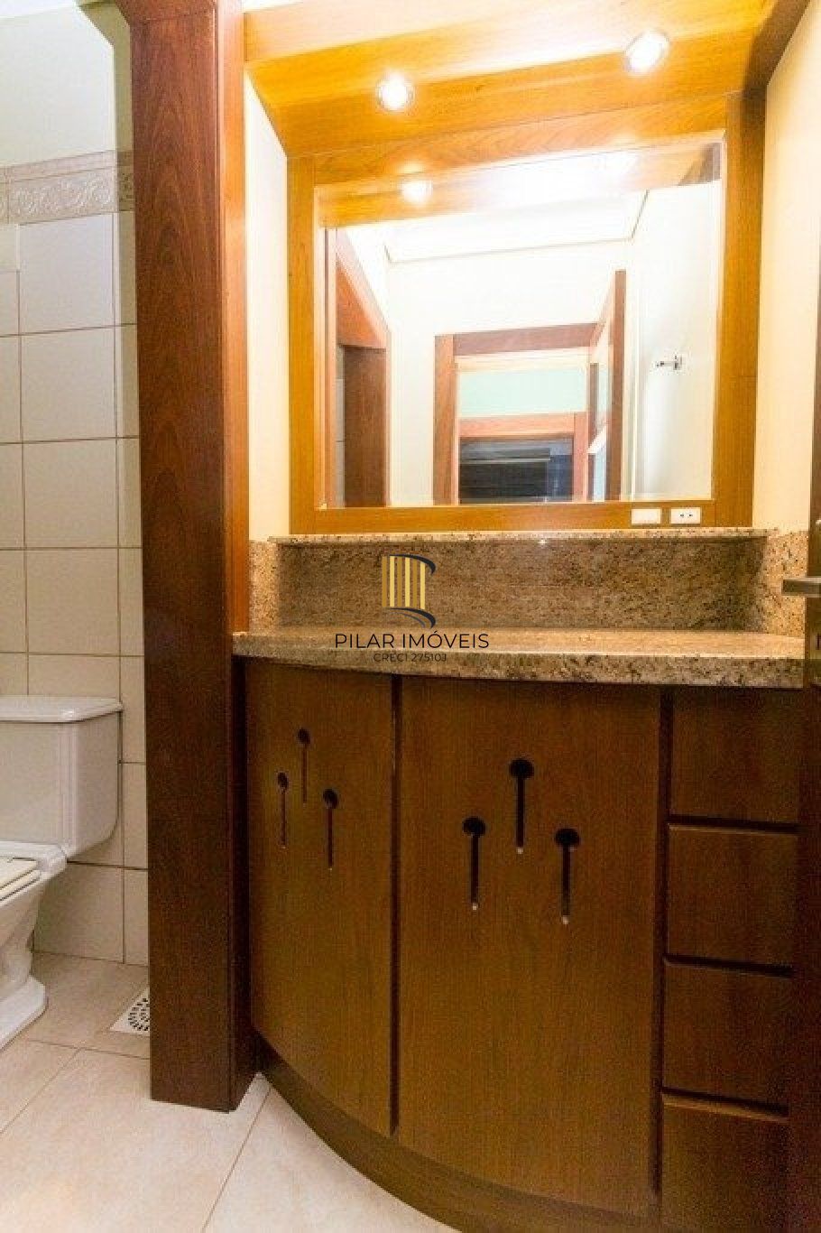 Apartamento com 2 quartos e 58m² à venda na Centro Historico Porto Alegre.