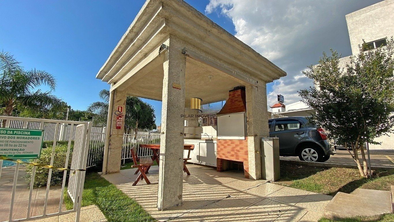 Apartamento 2 Quartos, Suíte, Vaga, Elevador no Condomínio Boulevard