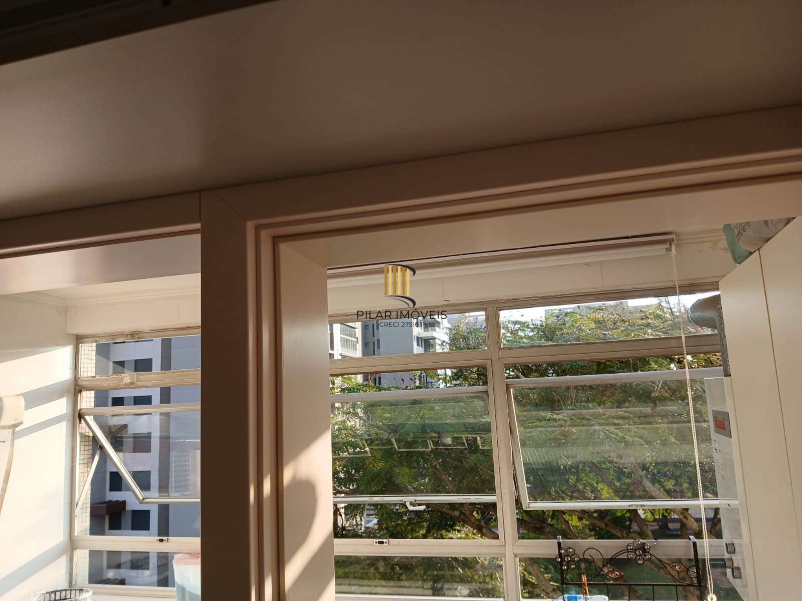 Apartamento com 3 quartos(1 suíte) e 1 vaga de garagem no Bairro Jardim Lindóia