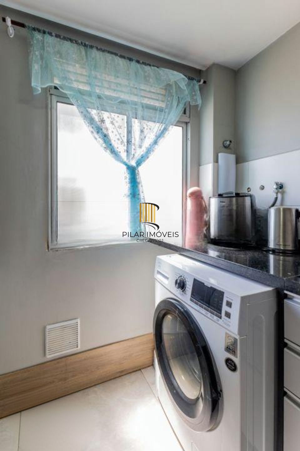 Apartamento de 2 dormitórios, 1 vaga de garagem no bairro Igara em Canoas.