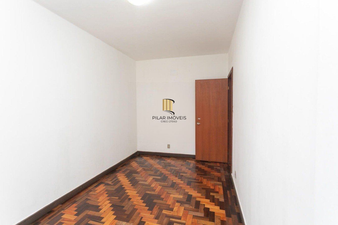 Apartamento à venda com 3 Dormitorios 80 m² no Bairro Petropolis