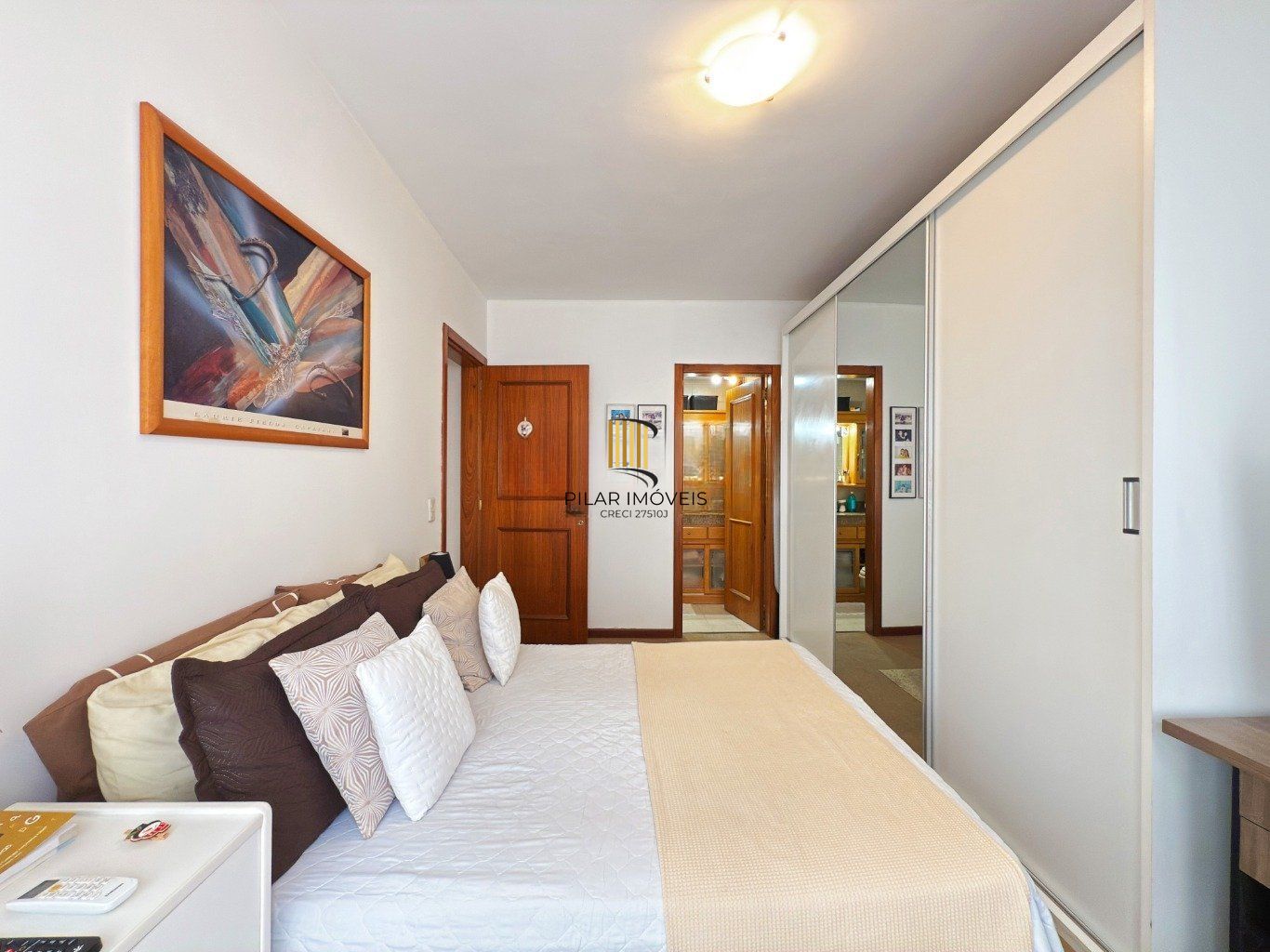 Cobertura de 3 quartos,suíte,elevador,2 vagas no bairro Mont Serrat