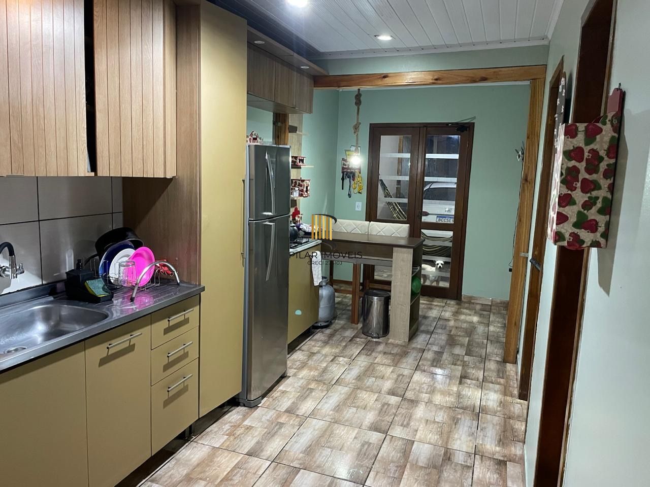 Casa 3 dormitórios no Bairro Ponta Grossa