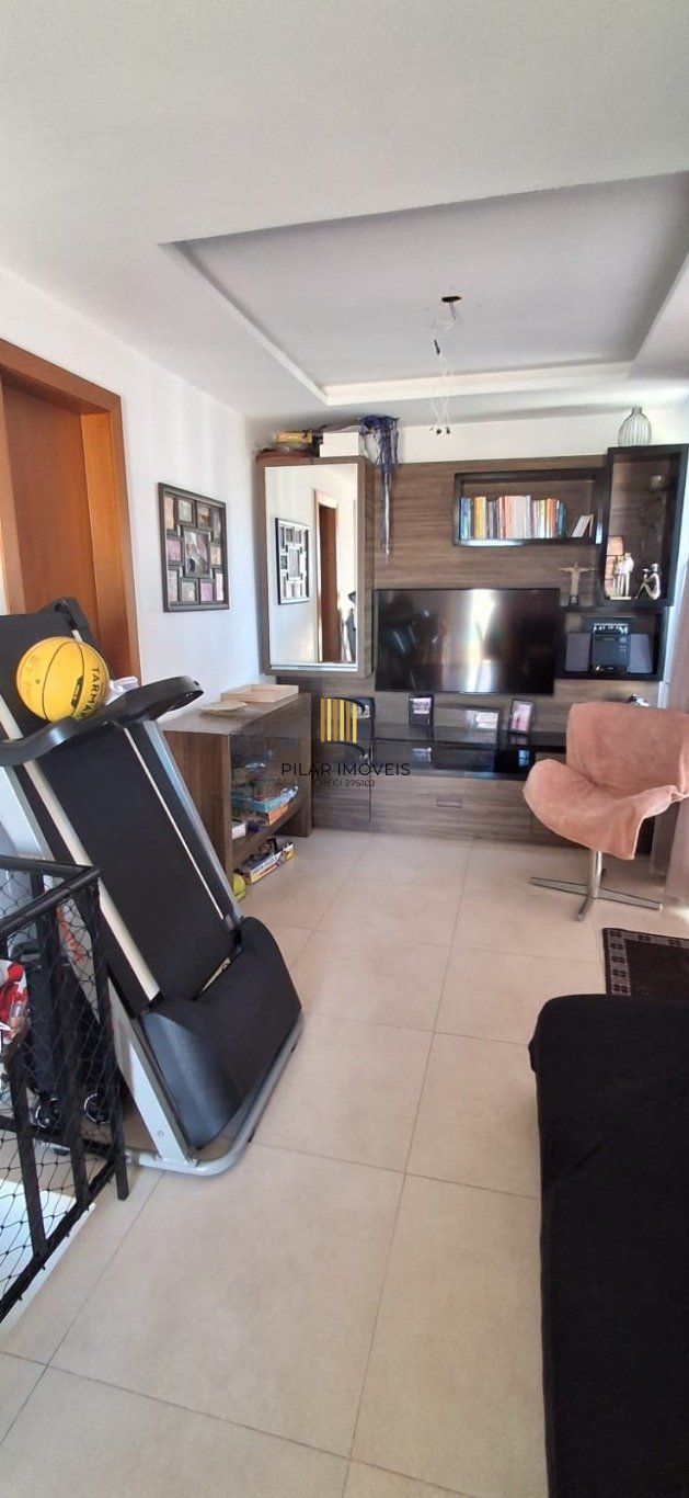 Cobertura com 3 quartos, 2 Vagas de garagem No Bairro Cavalhada.